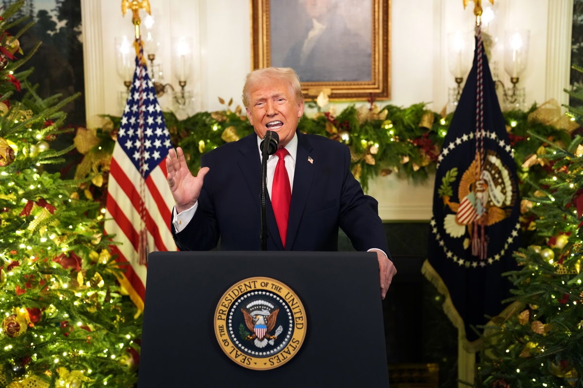 Trump defiende su gestión en discurso a la nación pese a baja popularidad