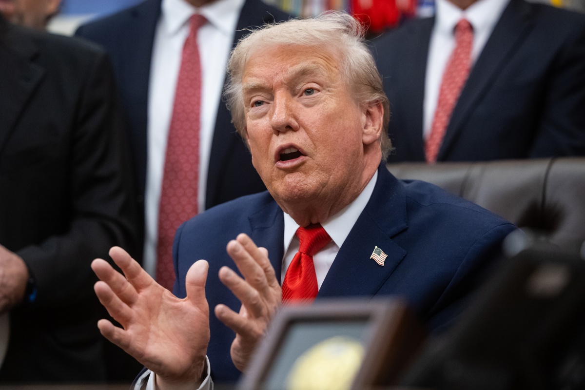«No son gran cosa»: Trump sobre nuevas fotos con Epstein difundidas por el Congreso