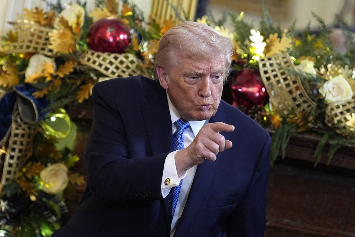 Trump afirma que Venezuela arrebató derechos petroleros a EE. UU. y pide que sean devuelto
