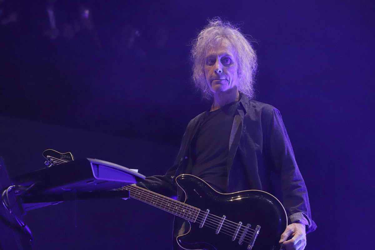 Muere a los 65 años Perry Bamonte, guitarrista de la banda británica The Cure