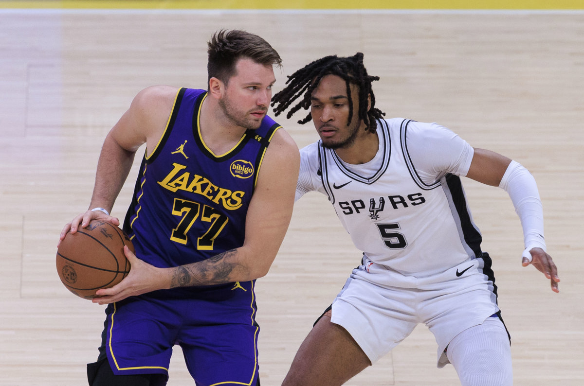 Knicks y Spurs disputarán la final de la NBA Cup