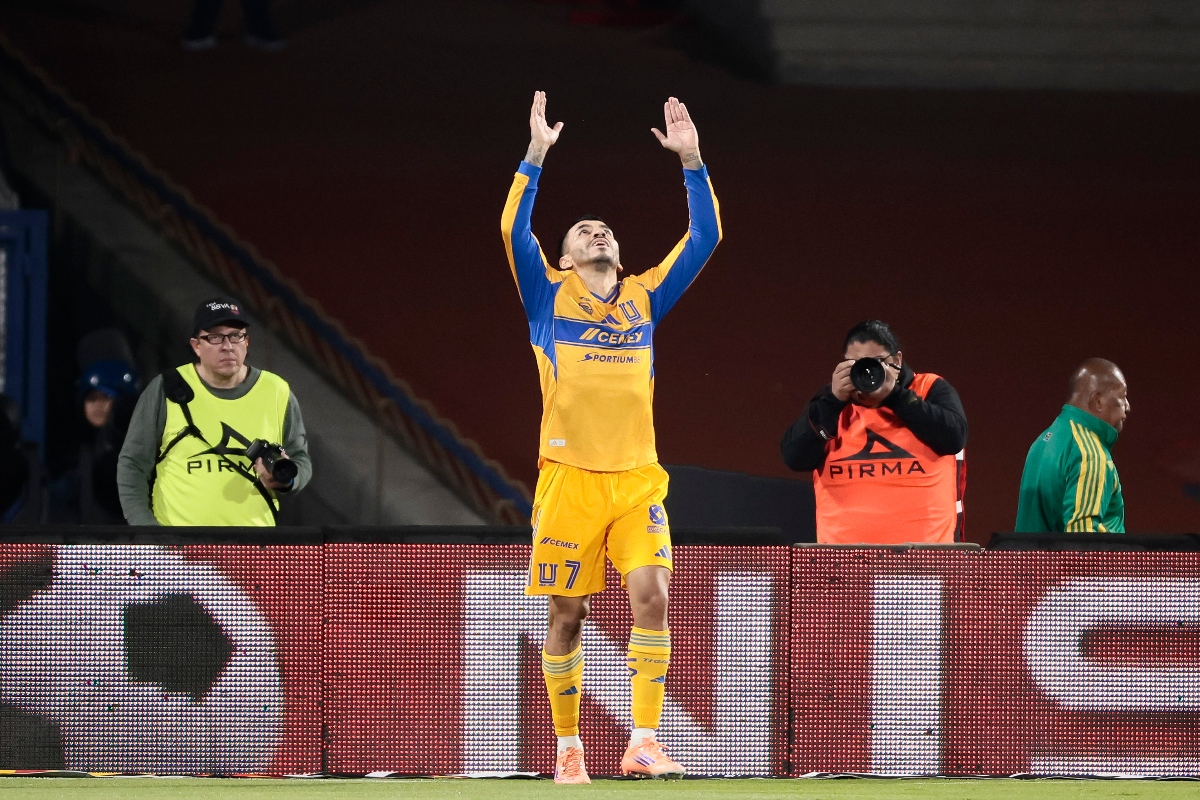 Correa salva a Tigres ante Cruz Azul