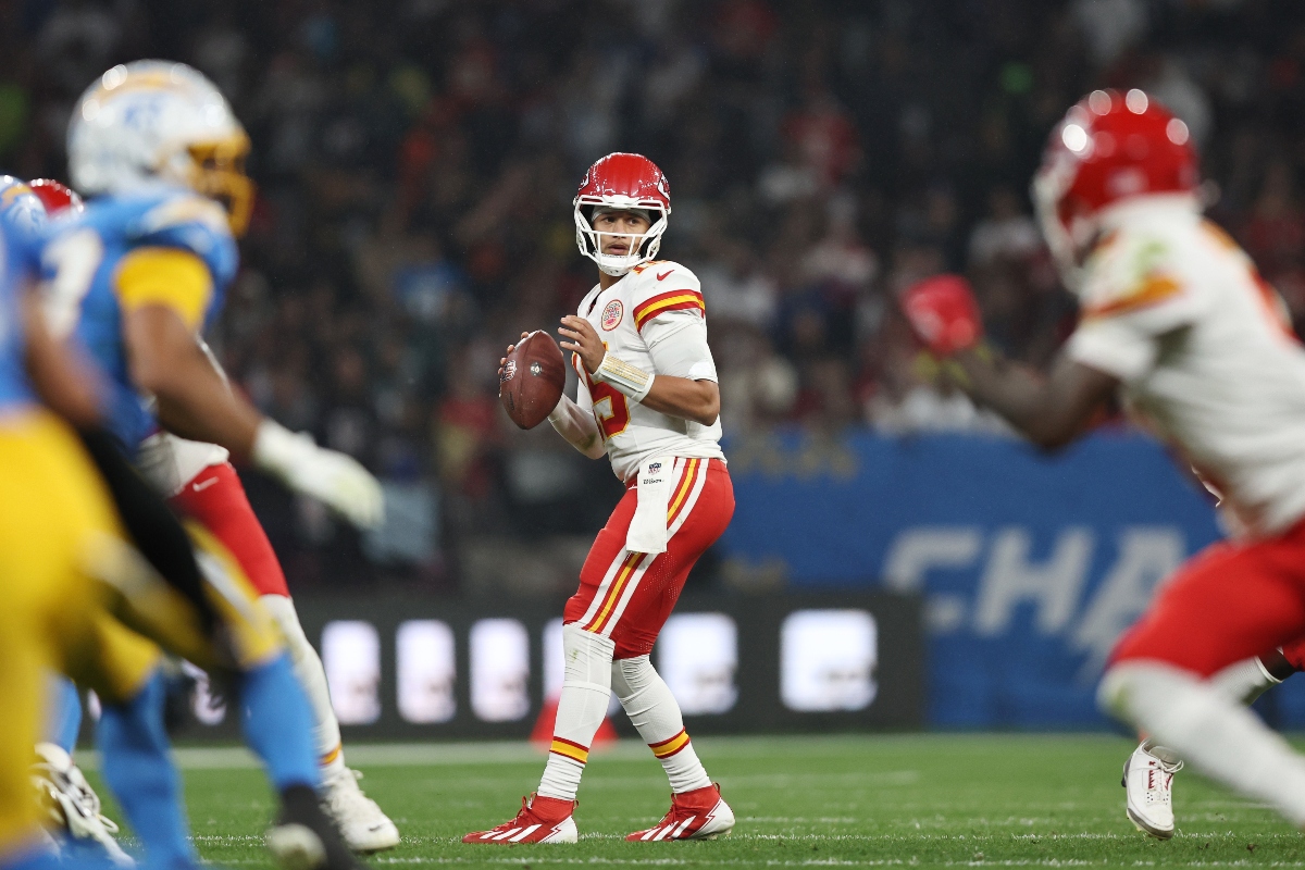 Patrick Mahomes queda fuera de la temporada por grave lesión