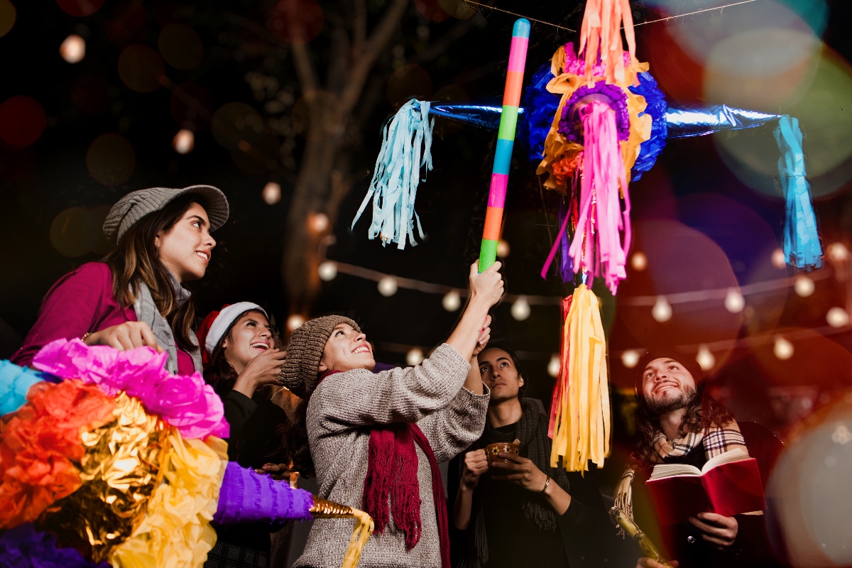 La piñata de siete picos: qué simboliza y por qué no es solo un juego