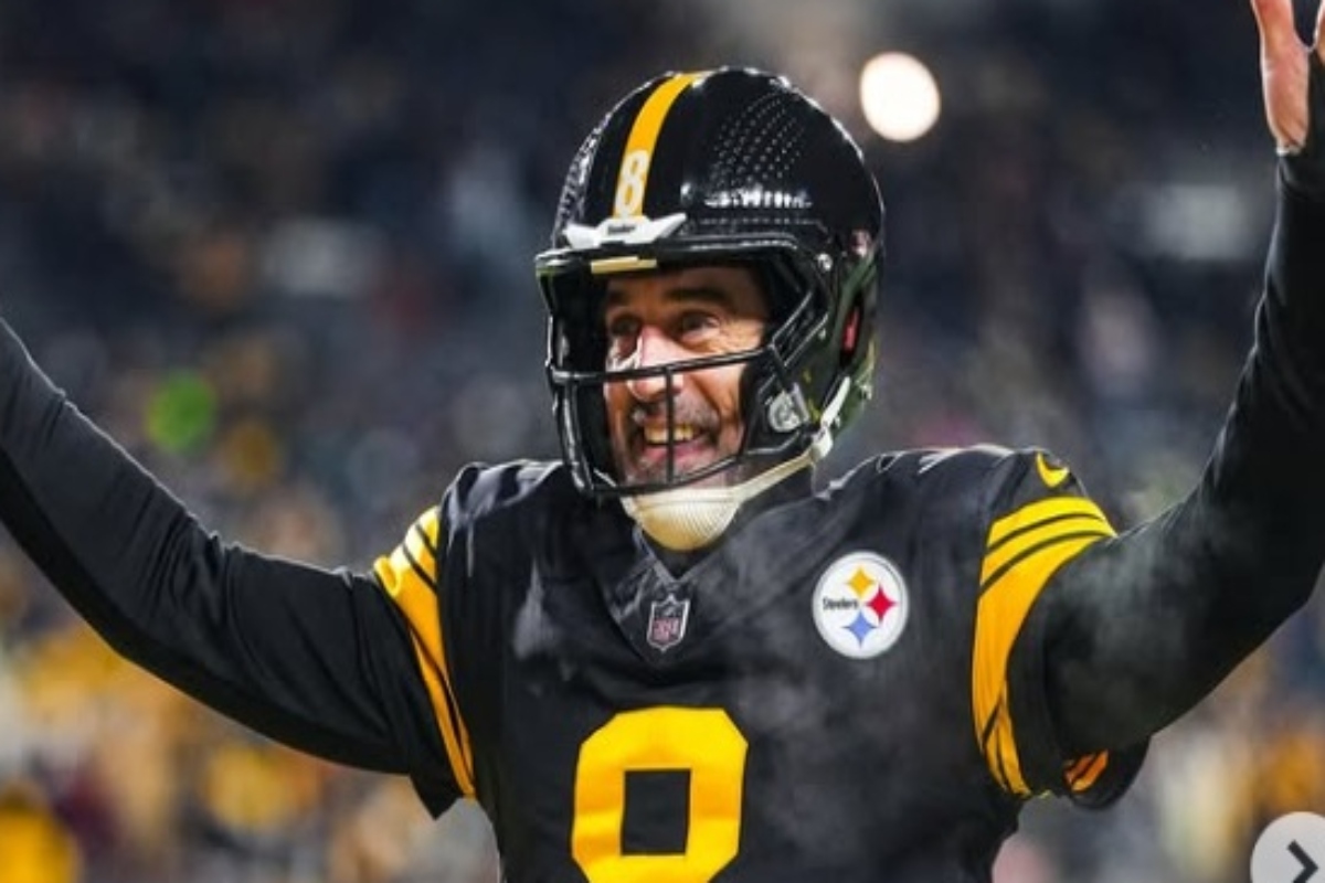 Steelers aplastan a Dolphins y mantienen la cima