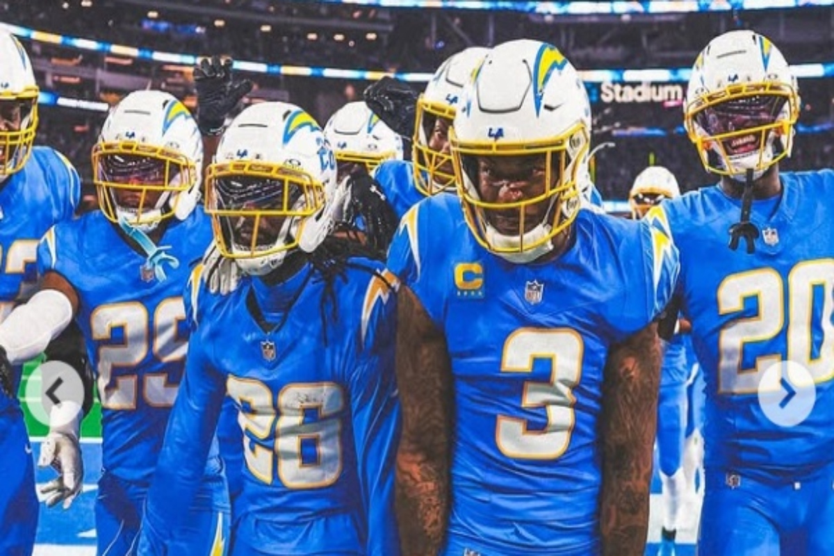 Chargers sorprenden a Eagles 22-19 en OT