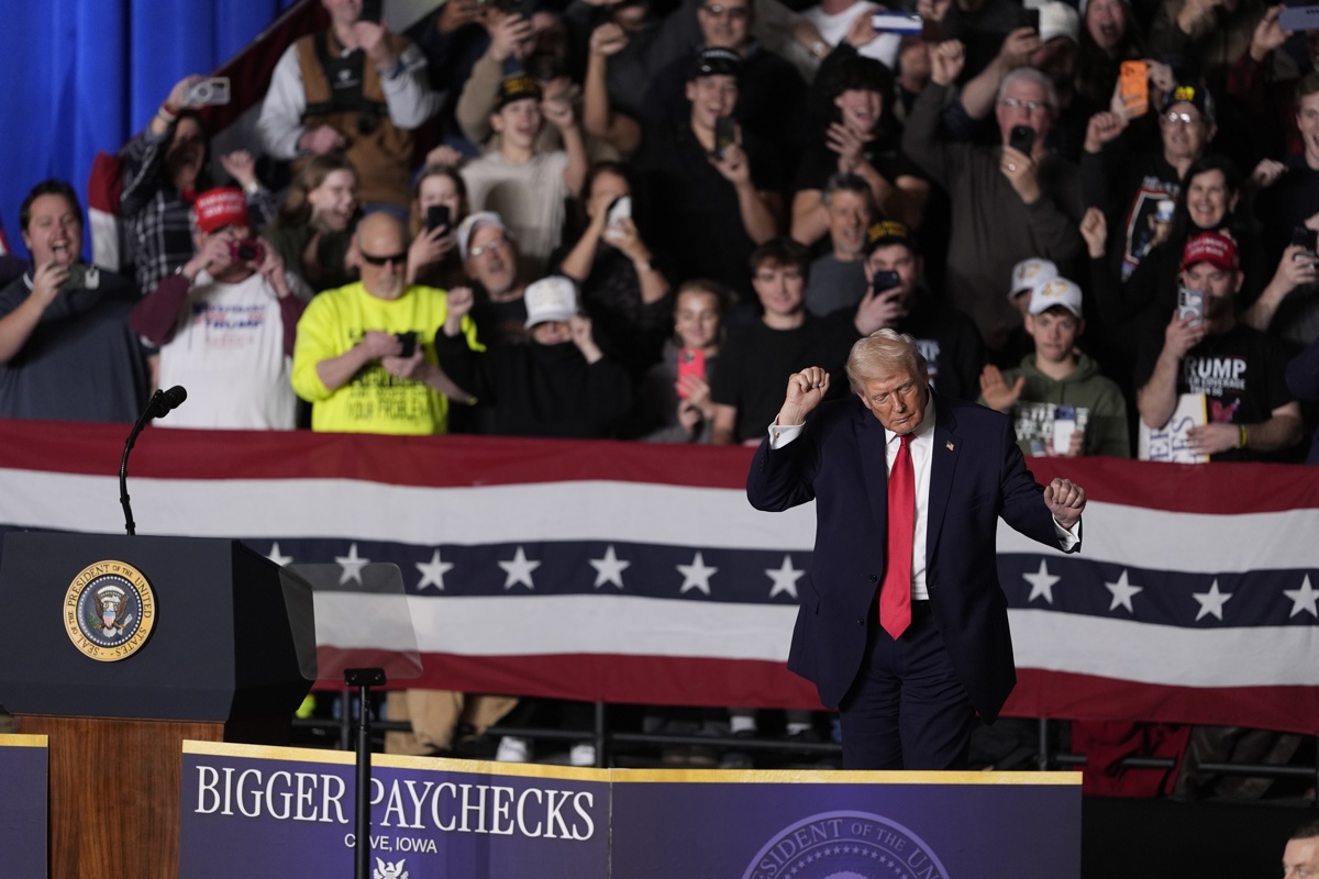Trump arranca campaña para las intermedias bajo la sombra de la crisis en Mineápolis