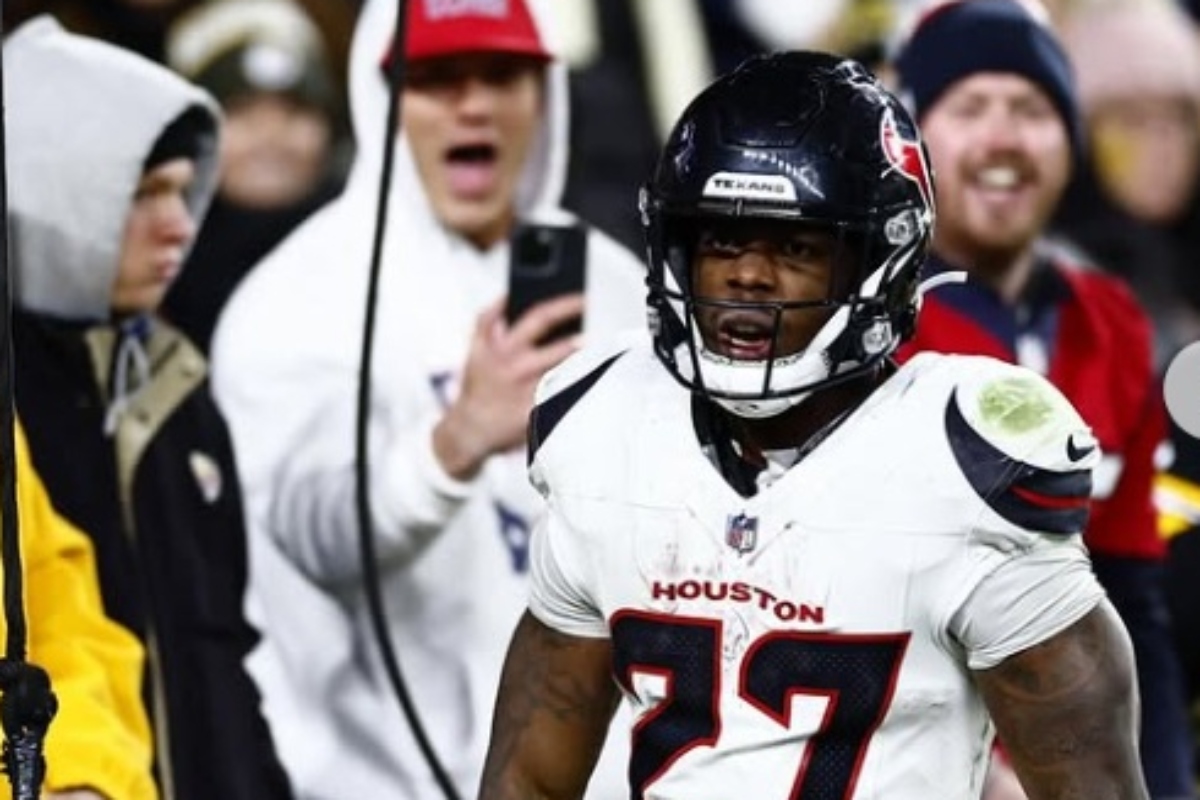 Texans aplastan 30-6 a los Steelers de Aaron Rodgers