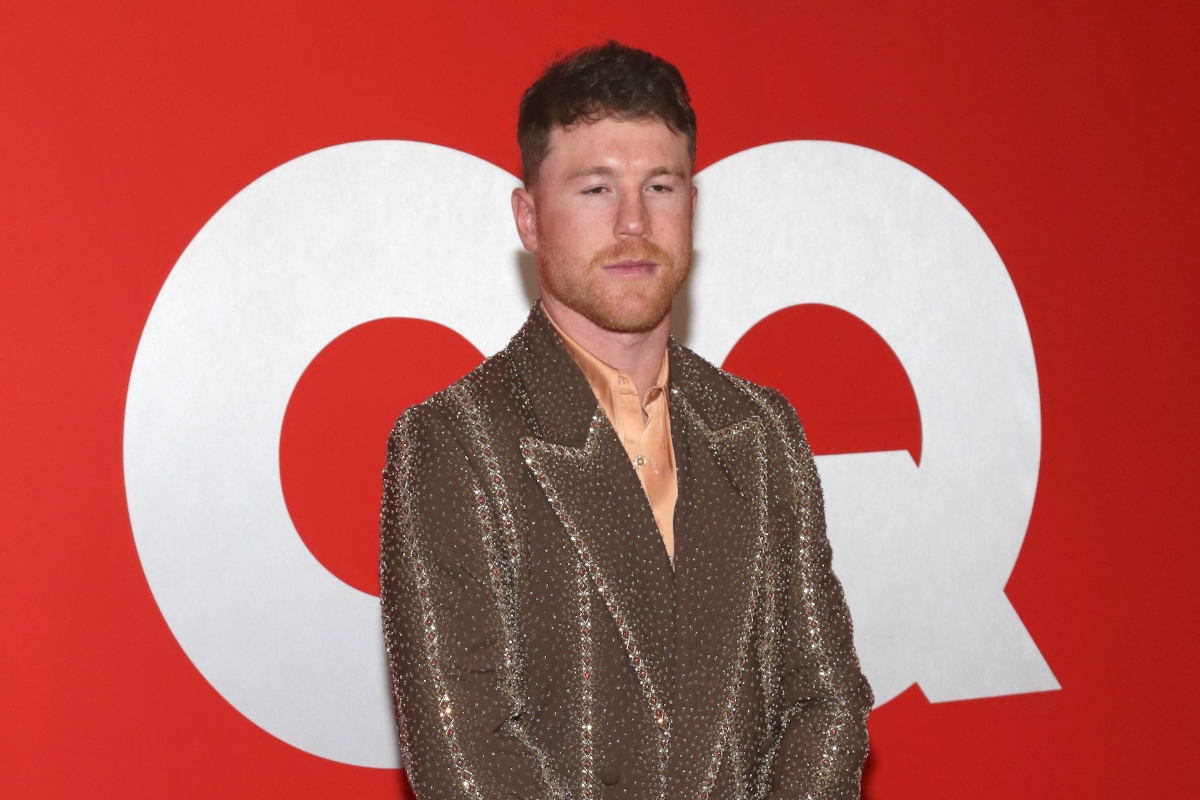 Canelo vuelve al gimnasio tras cirugía