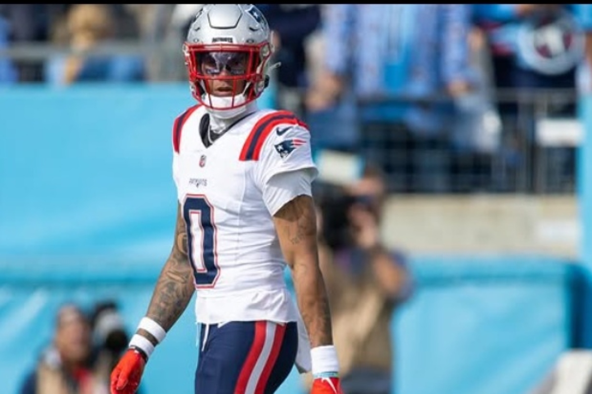 Christian González supera protocolo de conmoción en Patriots