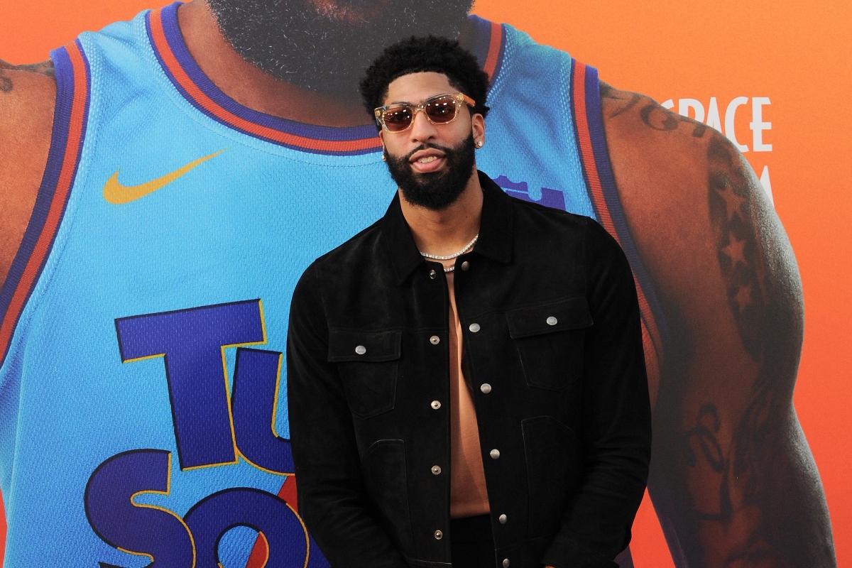 Anthony Davis estará varios meses fuera por lesión