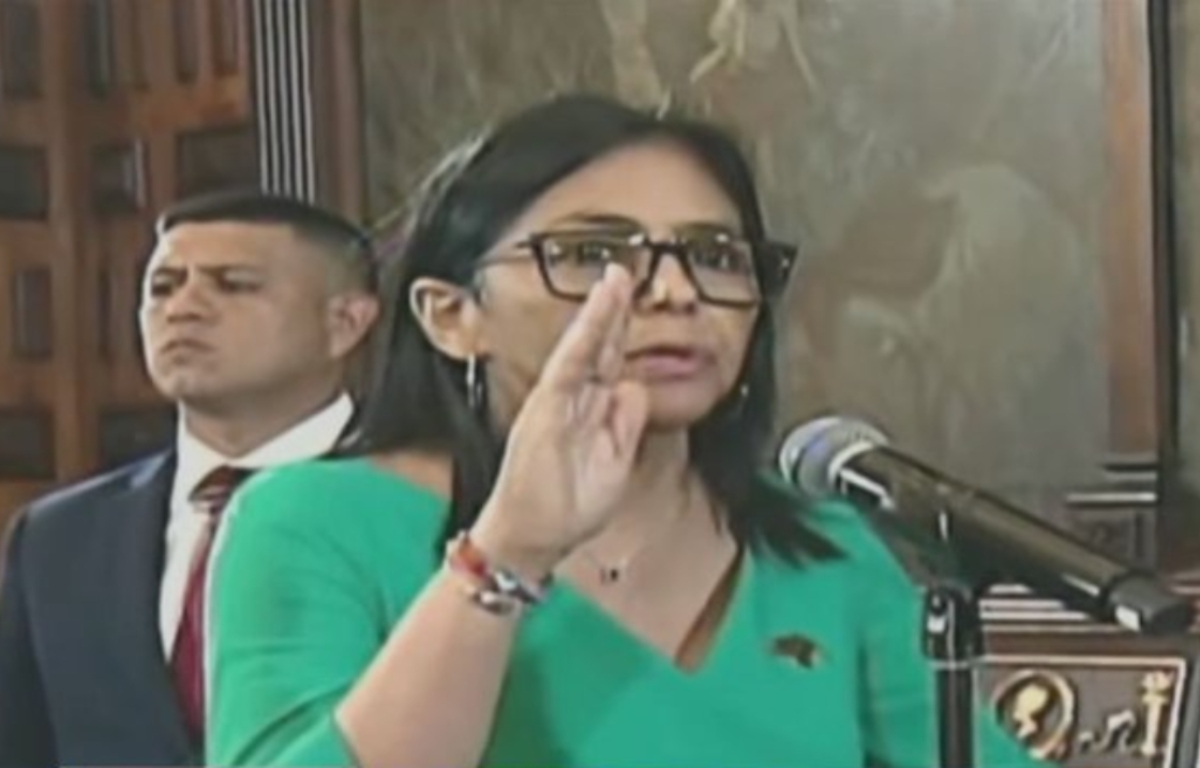 Tras la captura de Maduro, Delcy Rodríguez jura como presidenta de Venezuela