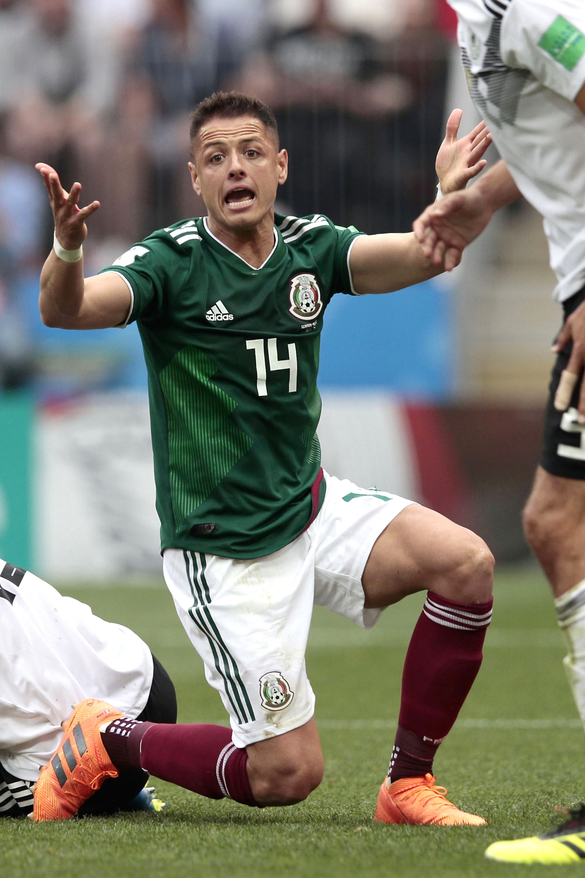 Chicharito, Mundial