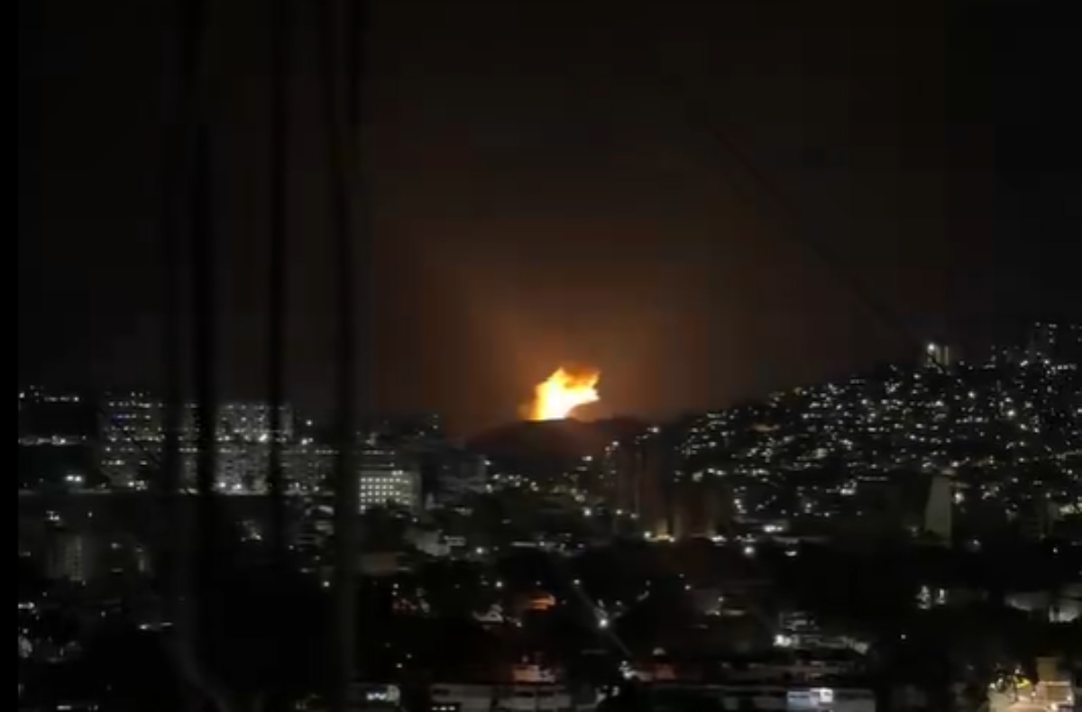Reportan explosiones en Caracas en medio de tensión con EE. UU.
