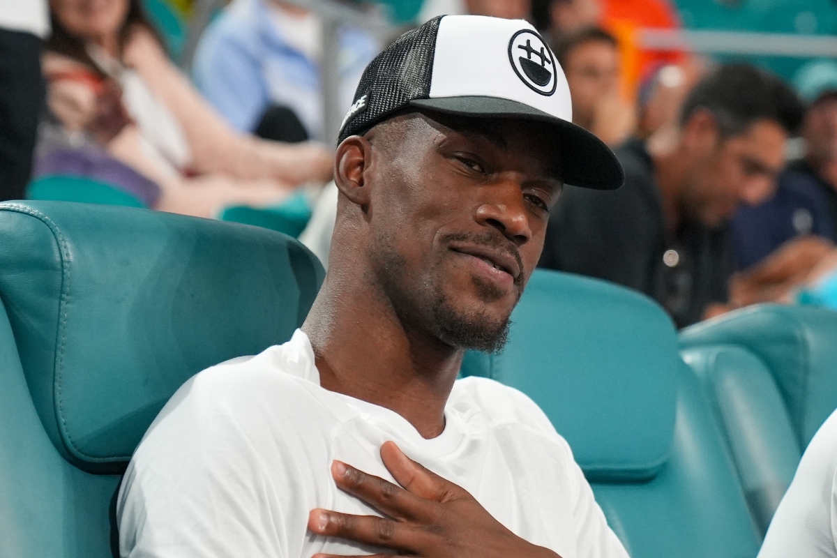 Jimmy Butler se rompe el ligamento cruzado