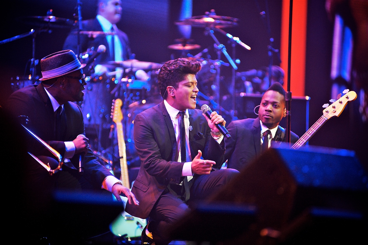 Bruno Mars confirma nuevo álbum solista tras una década