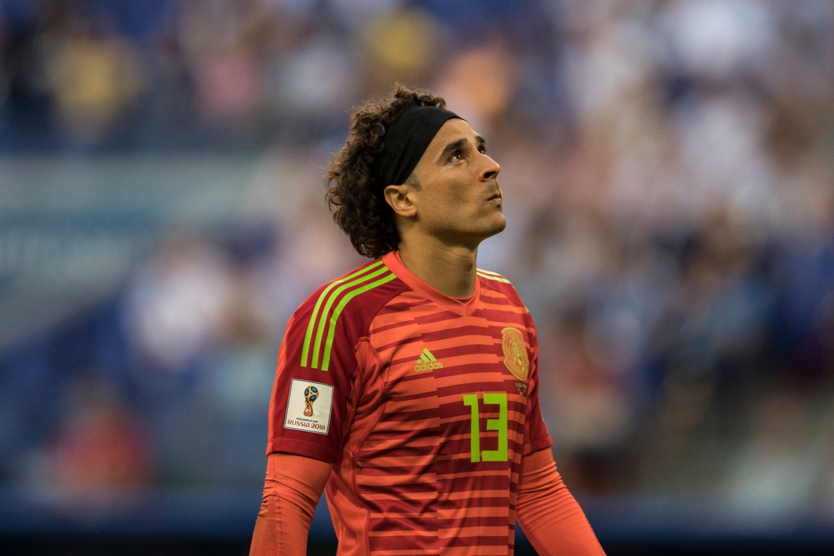 Memo Ochoa de luto