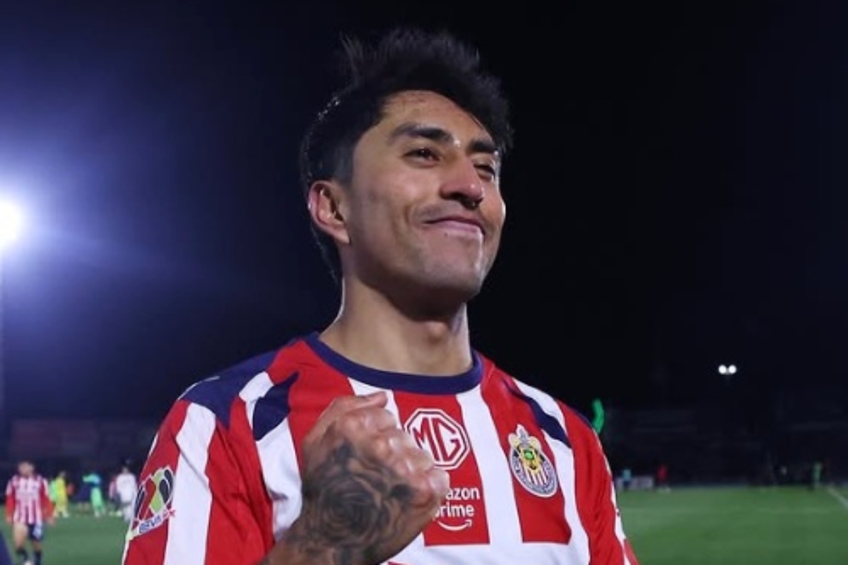 Gol agónico ante Juárez y Chivas se trepa al liderato