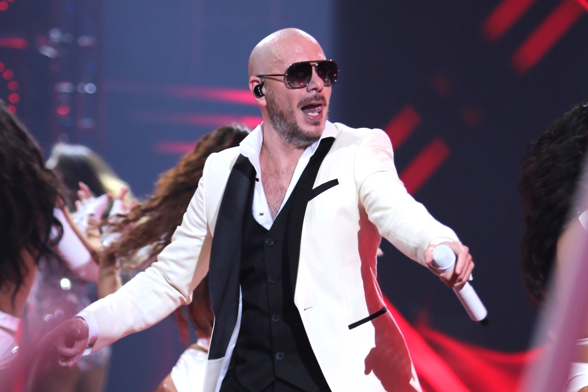 ¡Mr. Worldwide regresa con todo! Pitbull anuncia gira 2026