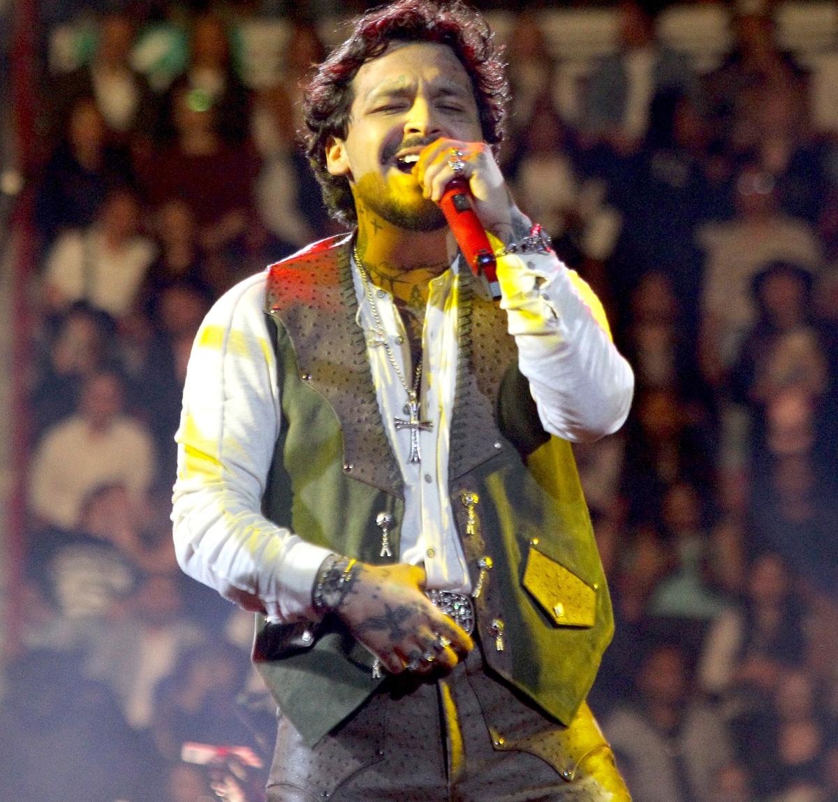 Christian Nodal, música