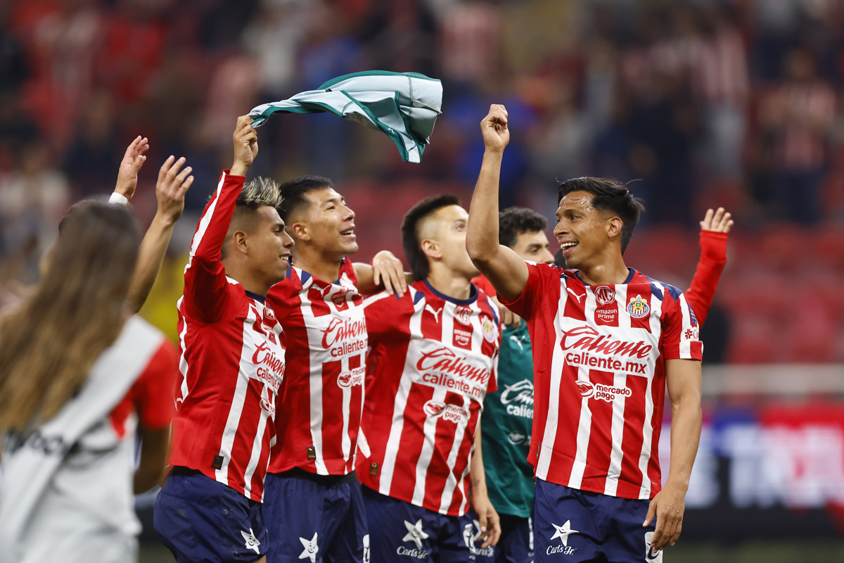 Chivas gana el Clásico
