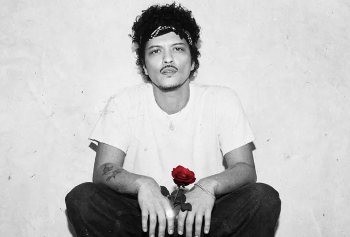 Llega el nuevo disco de Bruno Mars llamado ‘The Romantic’