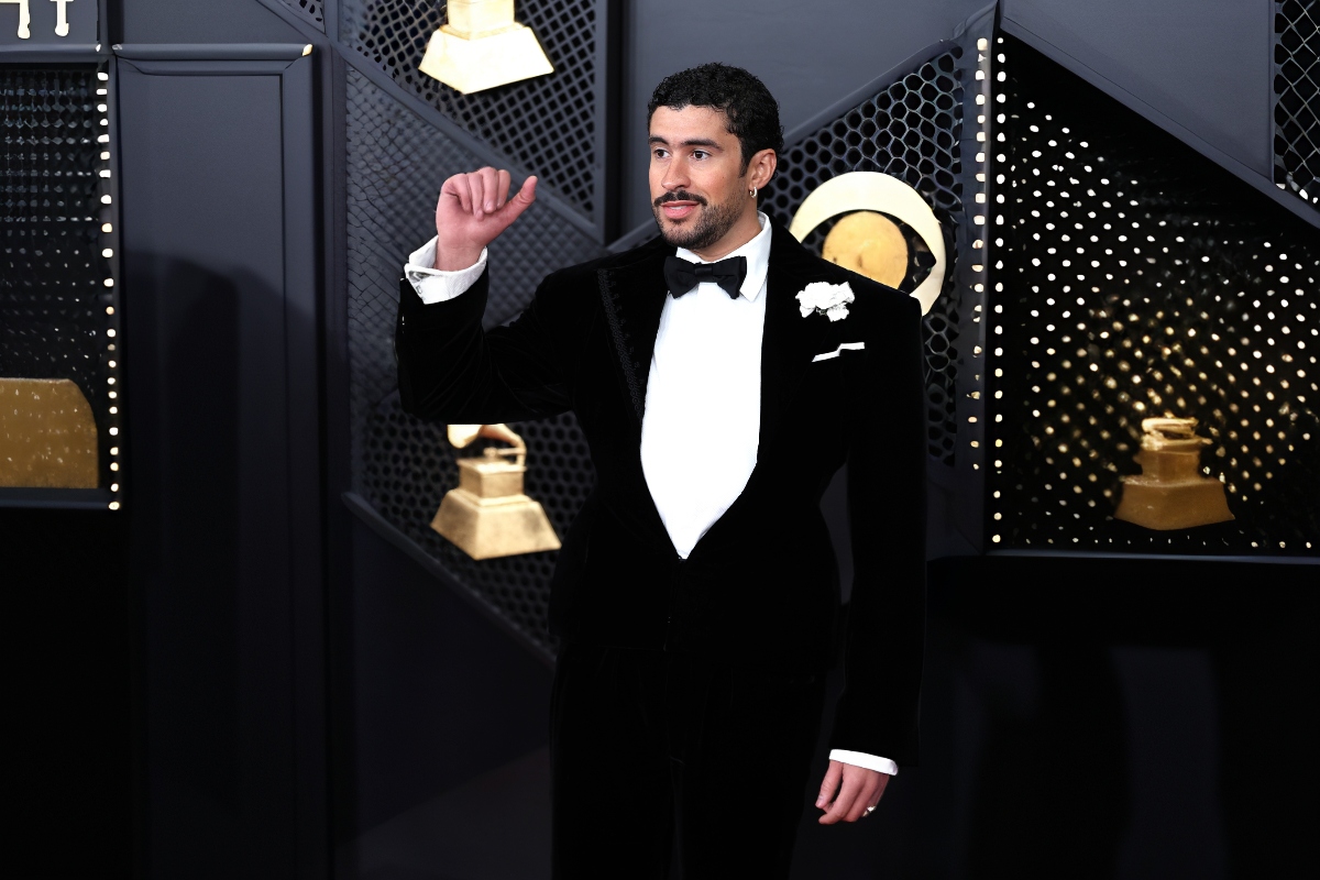 ¡Histórico! Bad Bunny rompe la última barrera y se lleva el Grammy al Álbum del Año con un disco totalmente en español