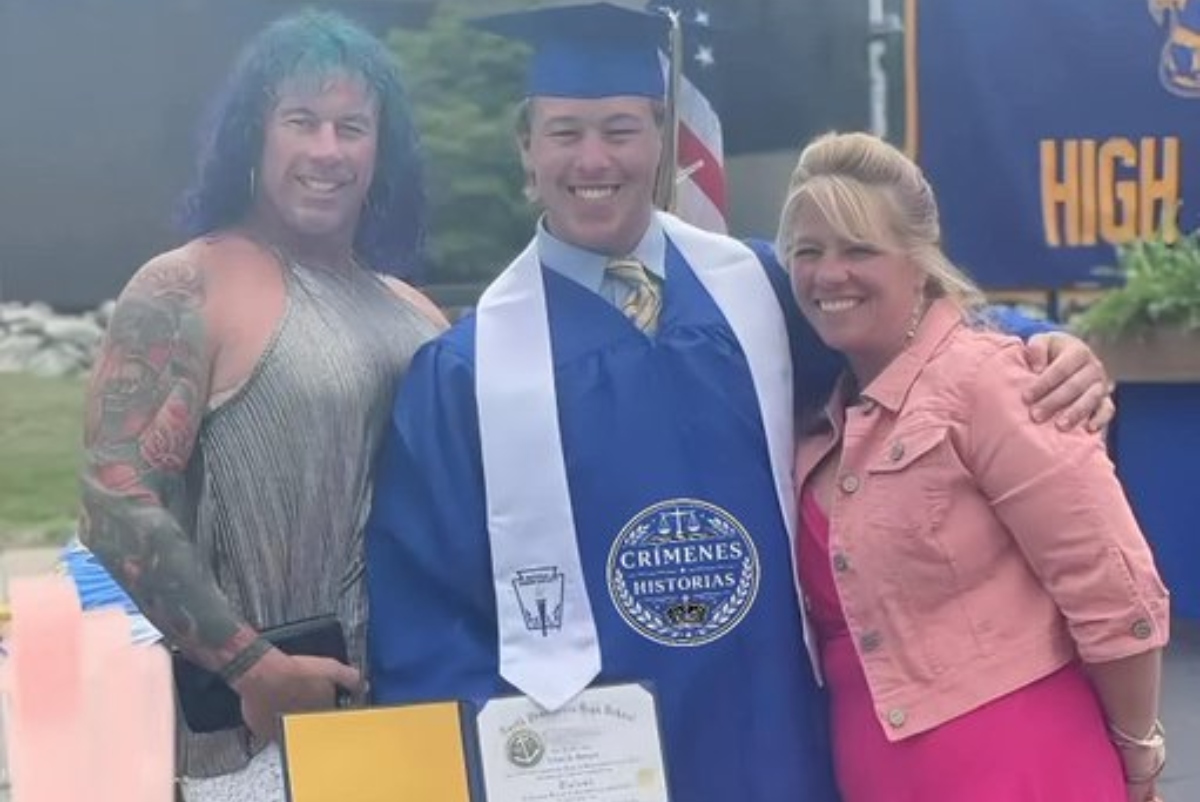 Atacante de partido de hockey en Rhode Island mató a su hijo y a su exesposa