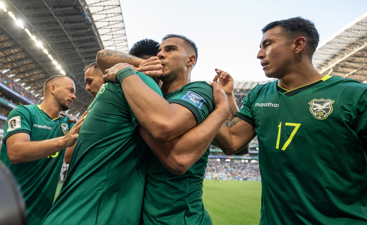 ¡Remontada de oro! Bolivia vence a Surinam y se jugará la vida ante Irak por un boleto al Mundial