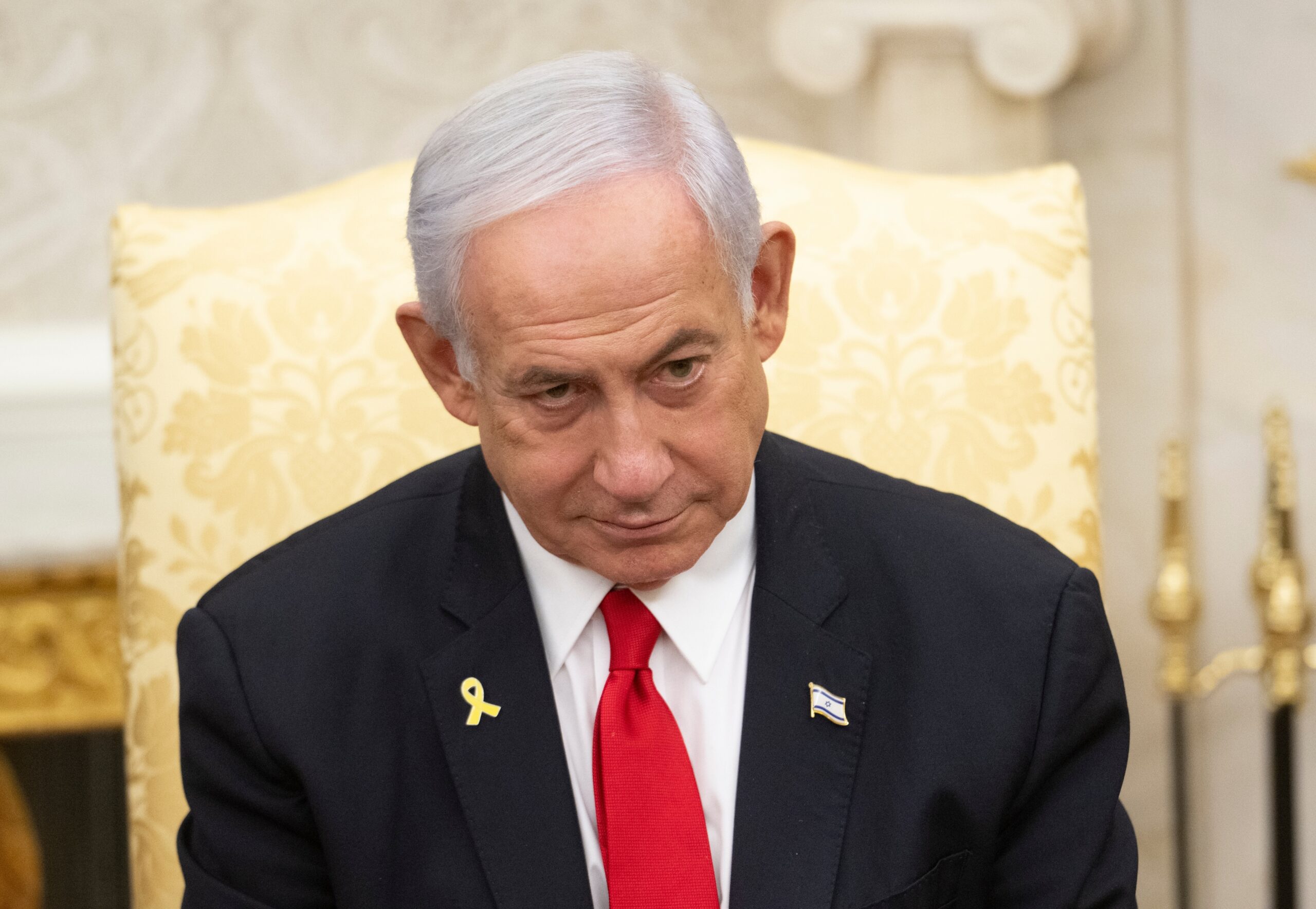 Netanyahu dice que Israel no bajará la guardia, mientras Trump da tregua a Irán