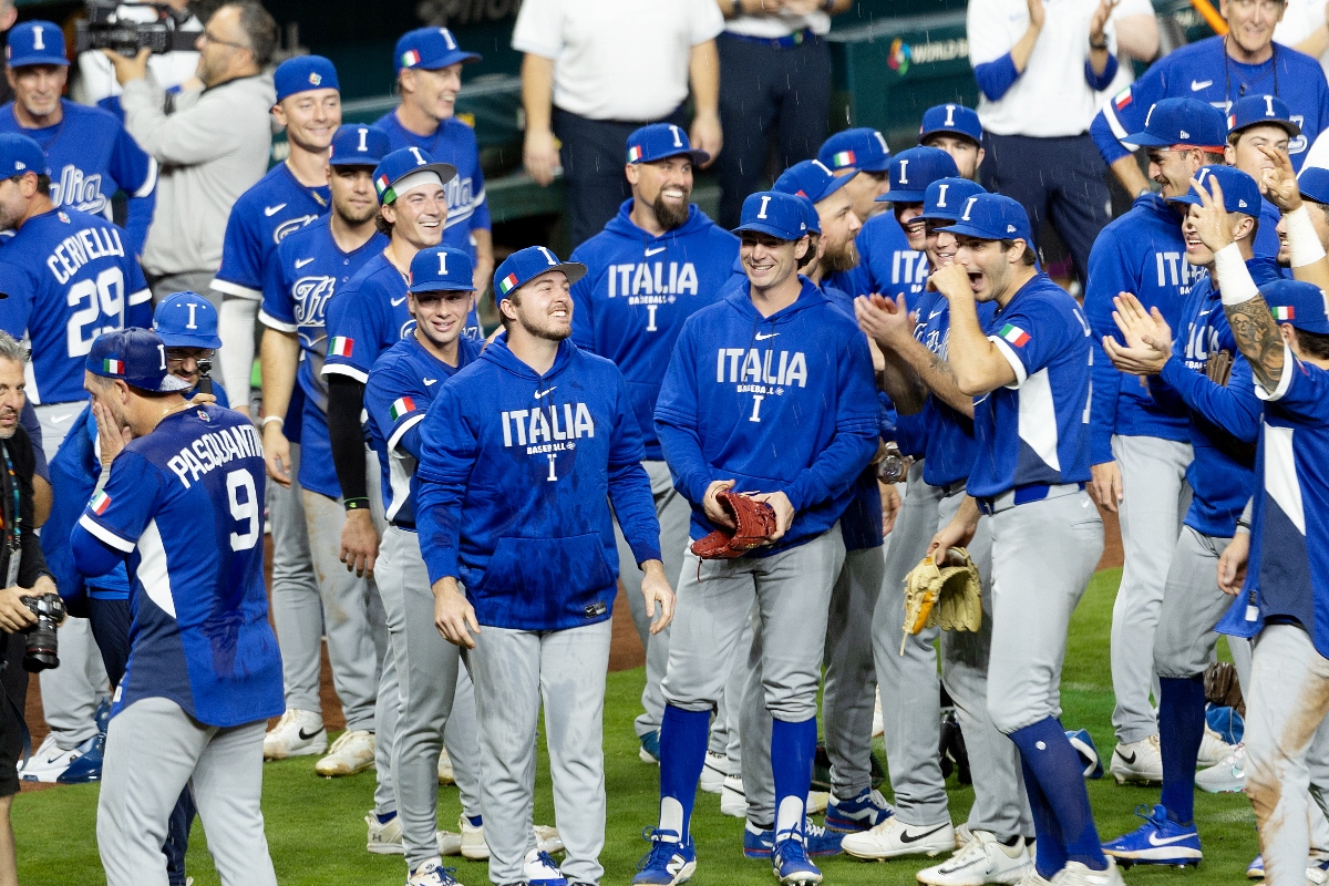 Italia humilla 9-1 a México y avanza como líder de grupo