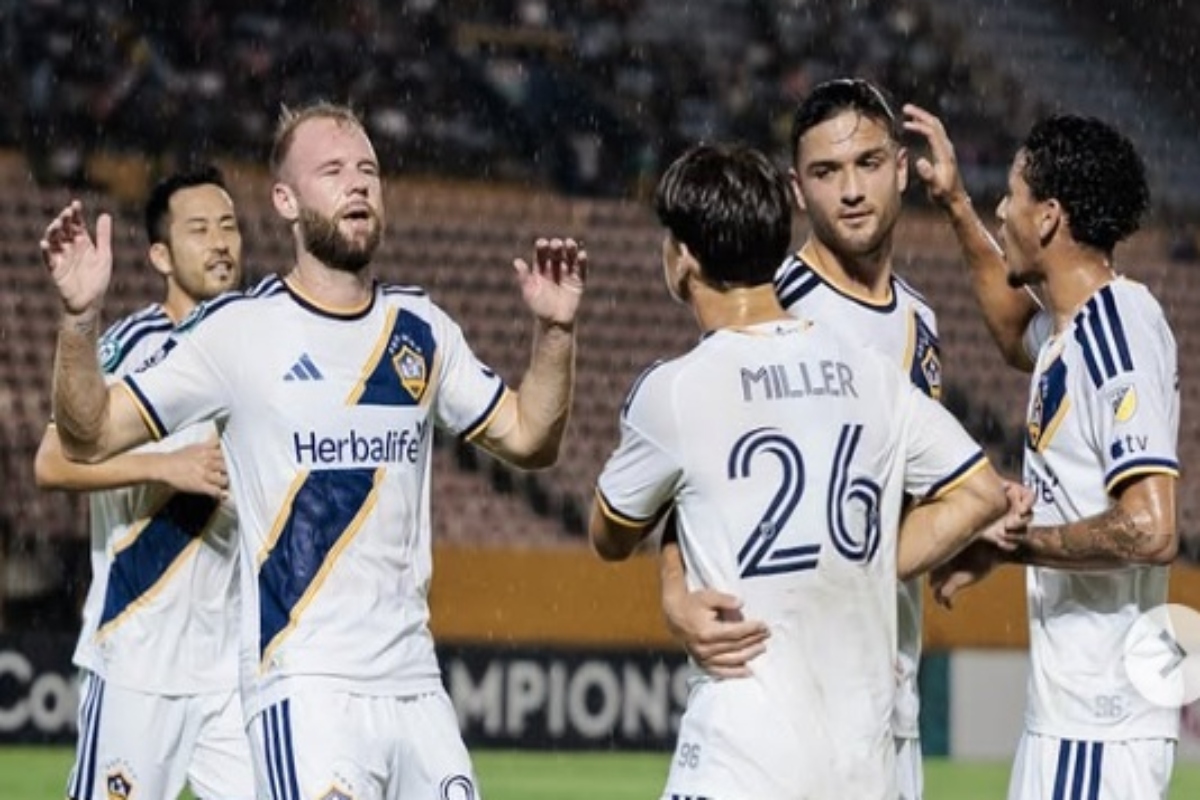 Galaxy arrasa y va contra Toluca en Concacaf