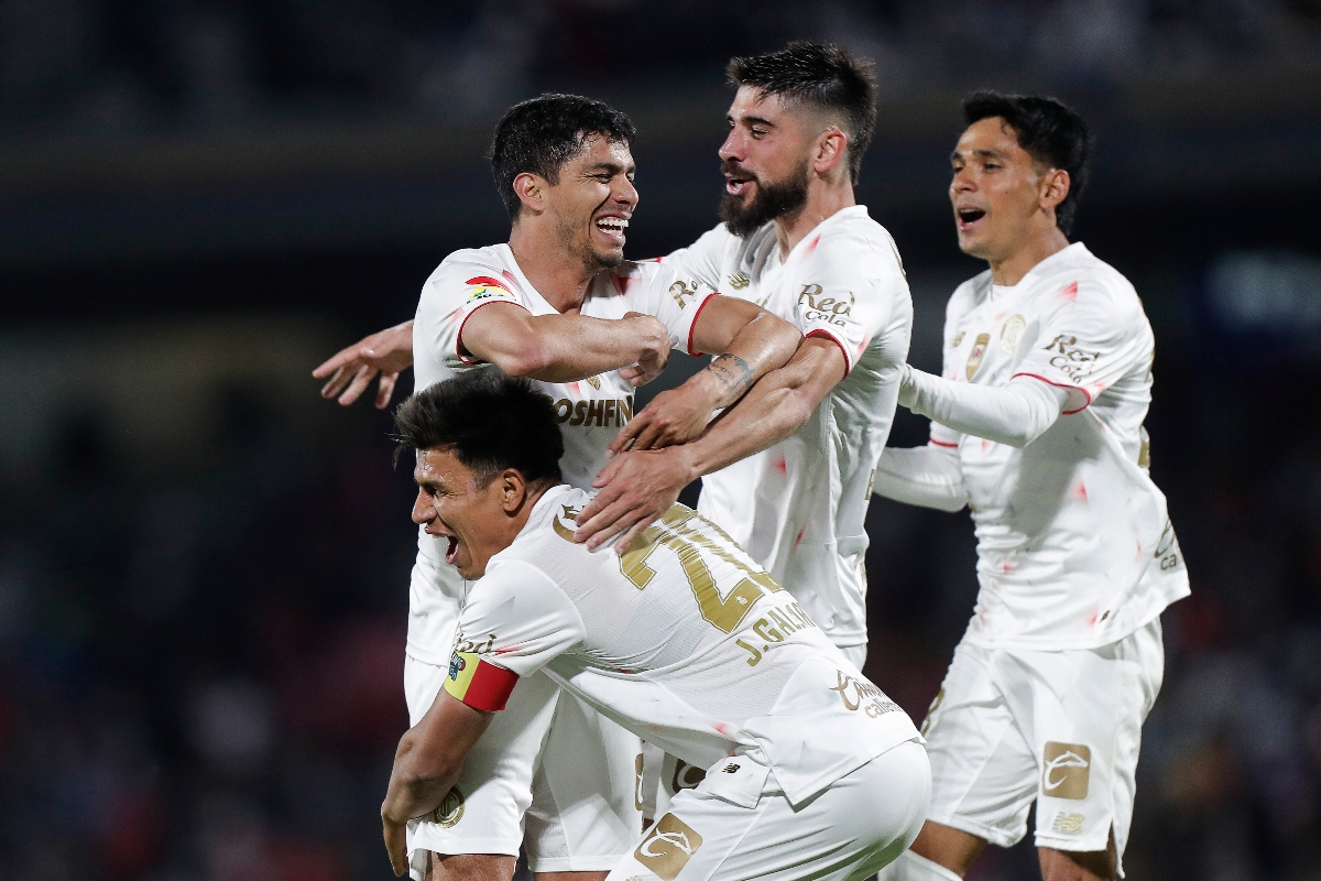 Toluca pone en juego su invicto frente al Atlas