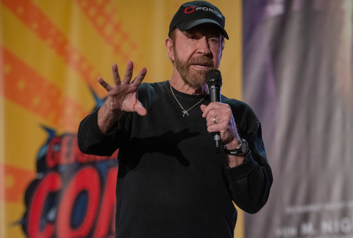 Hospitalizan de emergencia al actor Chuck Norris