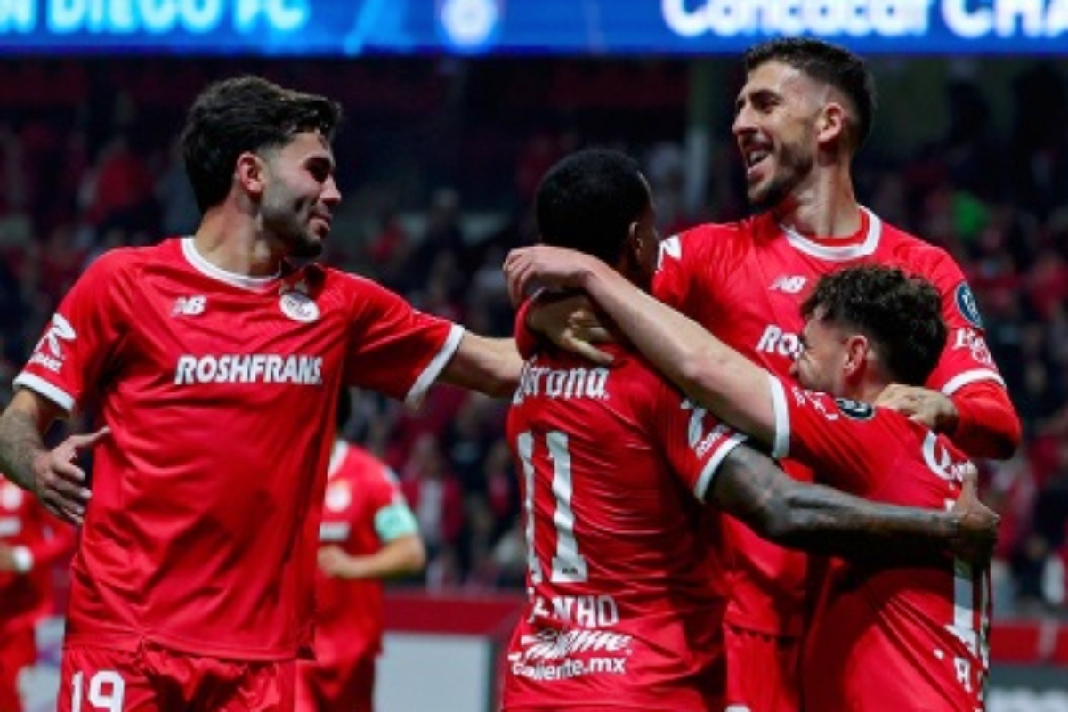 Toluca arrasa, golea a San Diego y avanza con autoridad