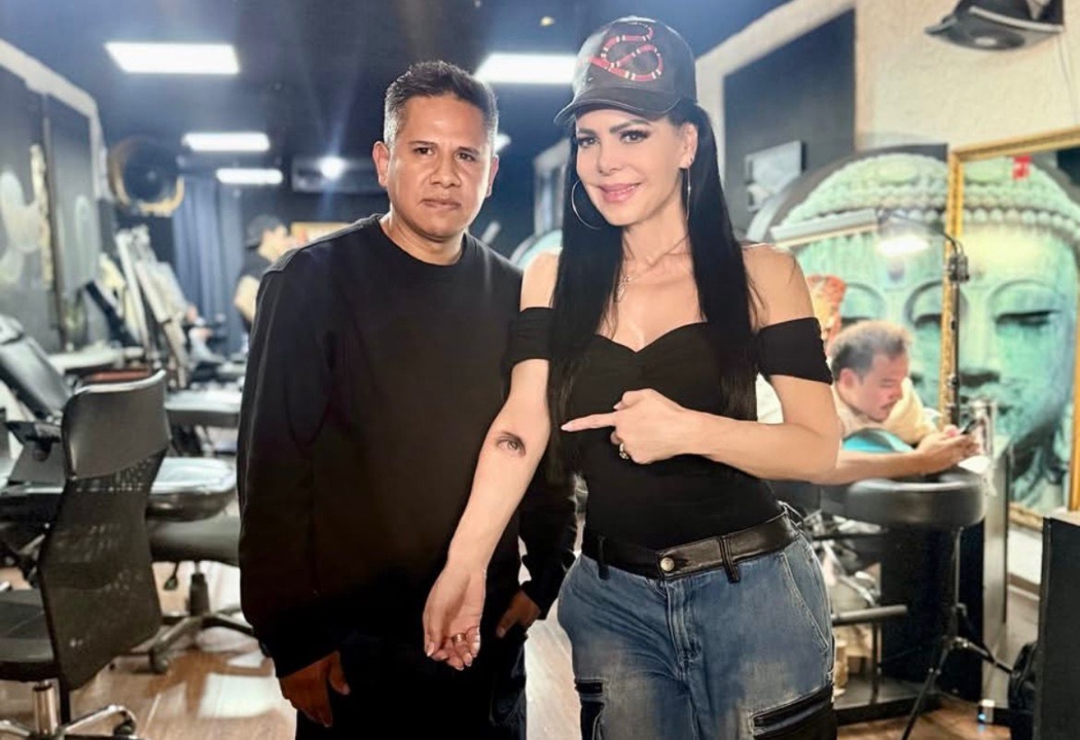 Maribel Guardia se tatúa a su hijo