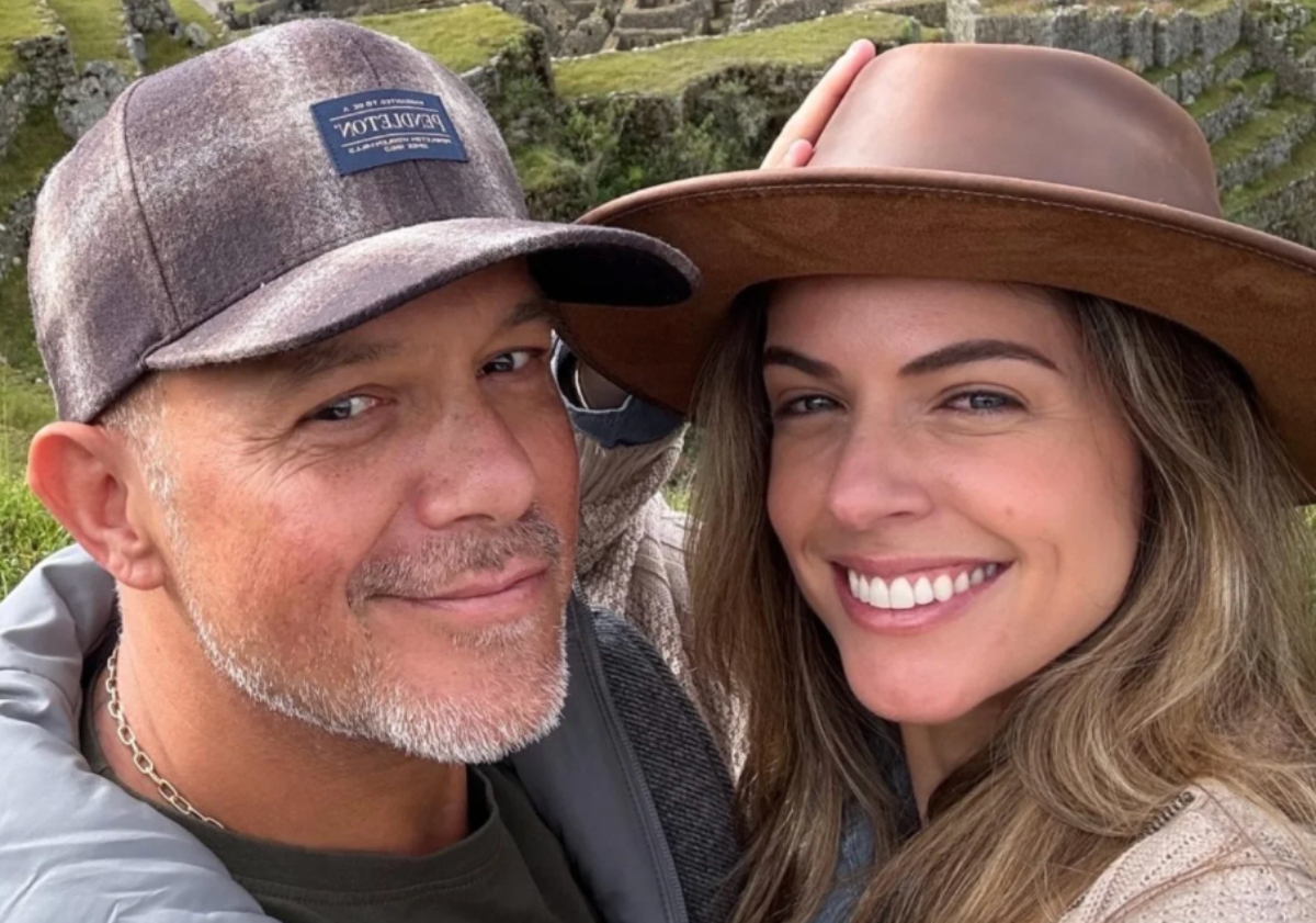 Alejandro Sanz y Stephanie Cayo se ‘escapan’ a Machu Picchu
