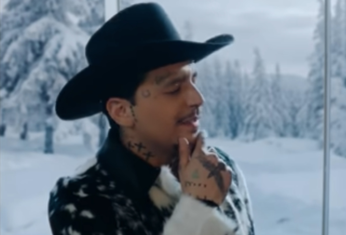 Christian Nodal video musical para Cazzu