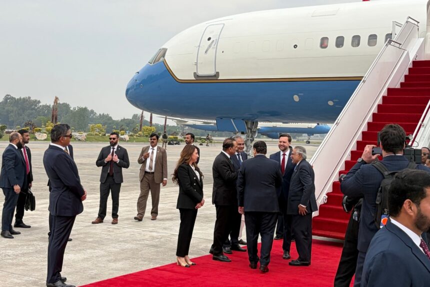 Vance llega a Pakistán, JD Vance, Pakistán, Islamabad, guerra con Irán, QuéOnnda