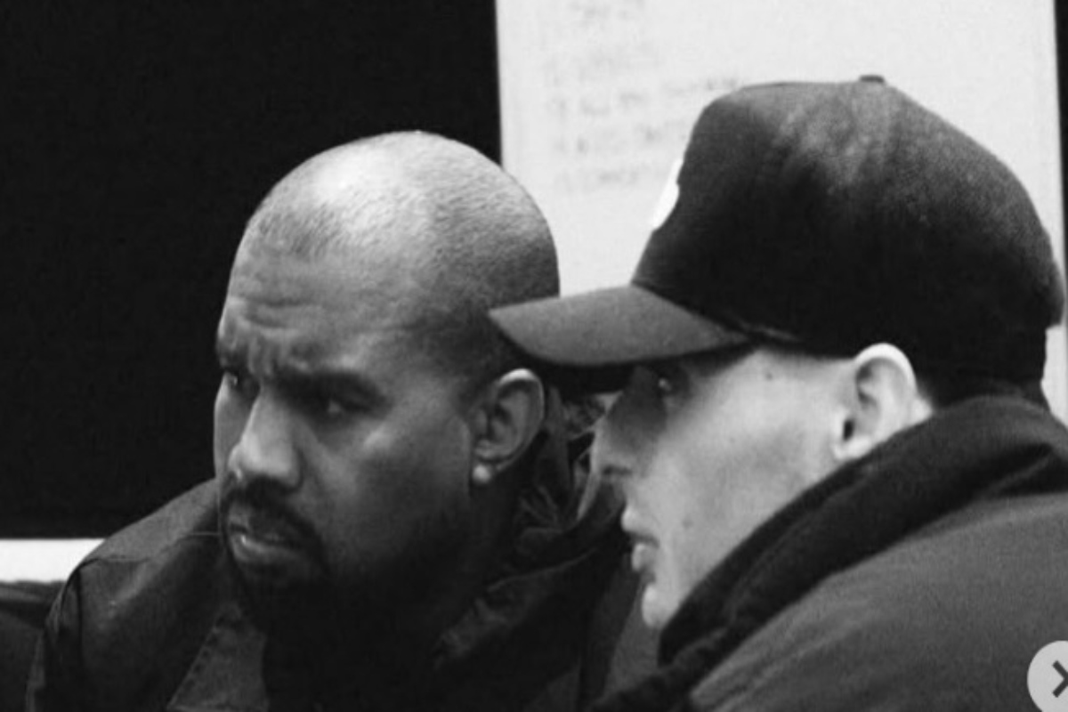 Kanye West y Peso Pluma rompen internet con inesperada colaboración