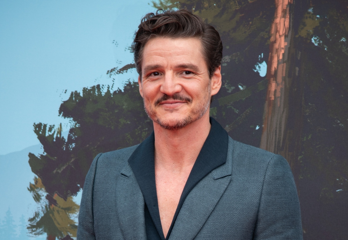 Pedro Pascal filma película en México y le dan un obsequio por su cumpleaños