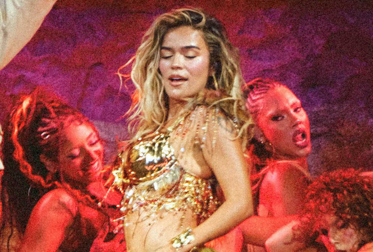 Karol G galardonada en los AMA