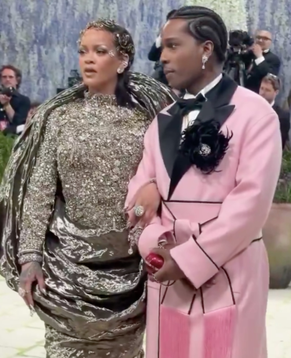Revelan los millones de dólares que recaudó la MET Gala este año