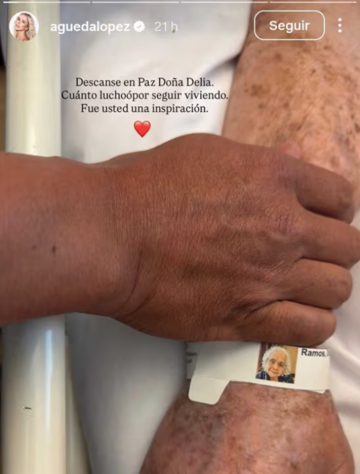 Luis Fonsi está de luto por la muerte de su abuela 