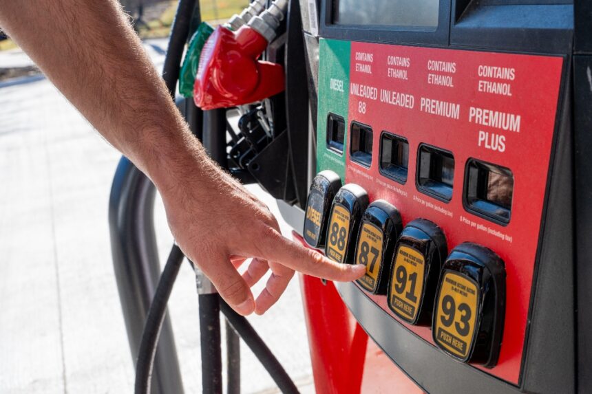 Gasoline tax, taxes, taxes, gasoline, gasoline, QuéOnnda