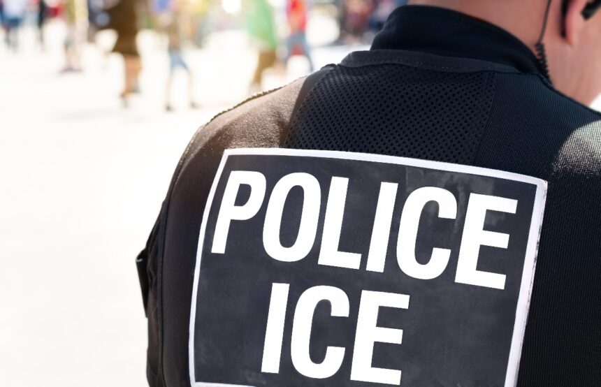 mass deportations reactivated, mass deportations, ICE; federal agent, QuéOnnda