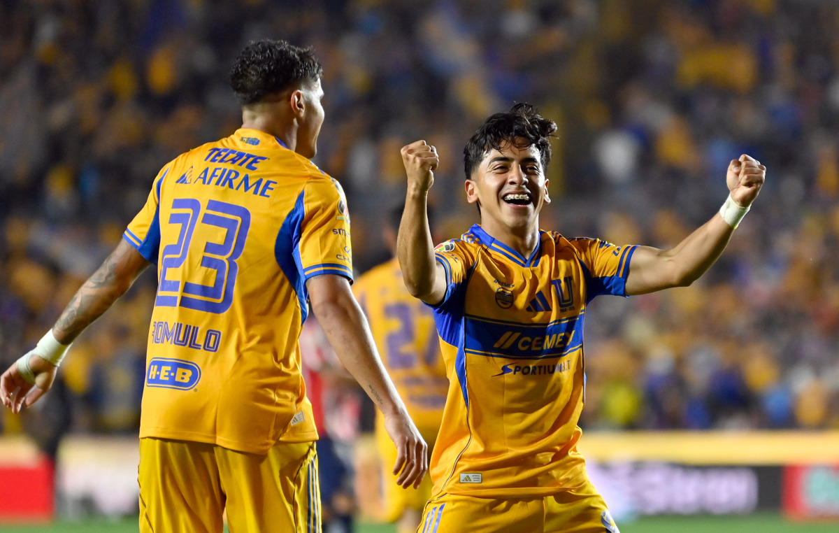 Tigres devora a las Chivas y pone un pie en la siguiente ronda