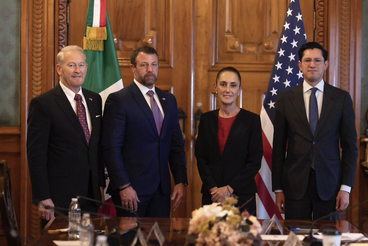 Sheinbaum y Mullin se ven las caras: El acuerdo «bajo respeto» que busca frenar la crisis con EEUU