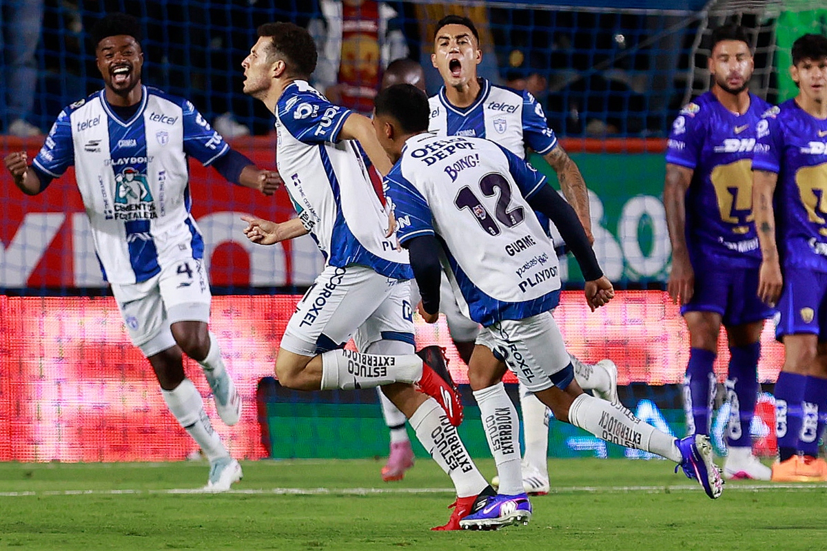 Pachuca derrota a Pumas