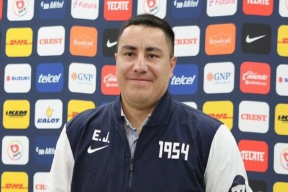 Pumas ya tendría plan B: el técnico europeo que reemplazaría a Efraín Juárez